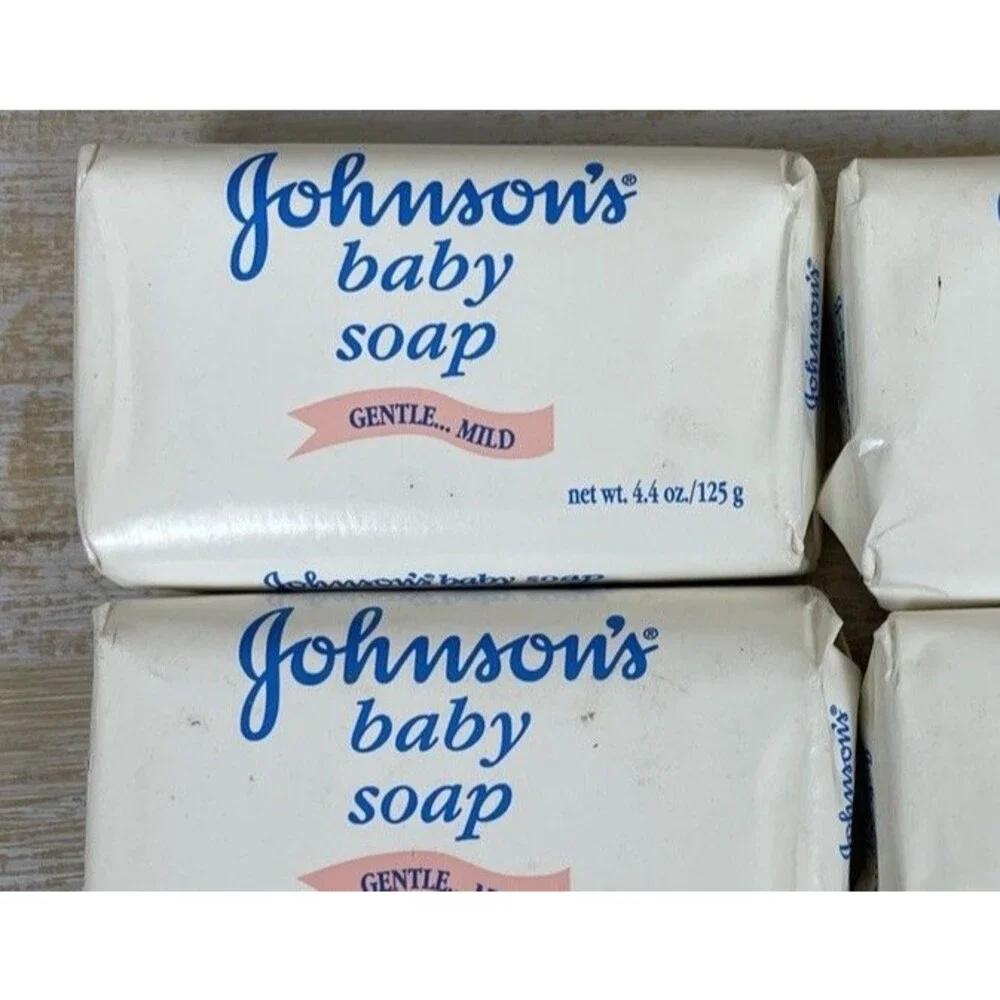 4 Vintage NOS Johnson’s Baby Soap Bars Gentle Mild 4.4 Oz 1999